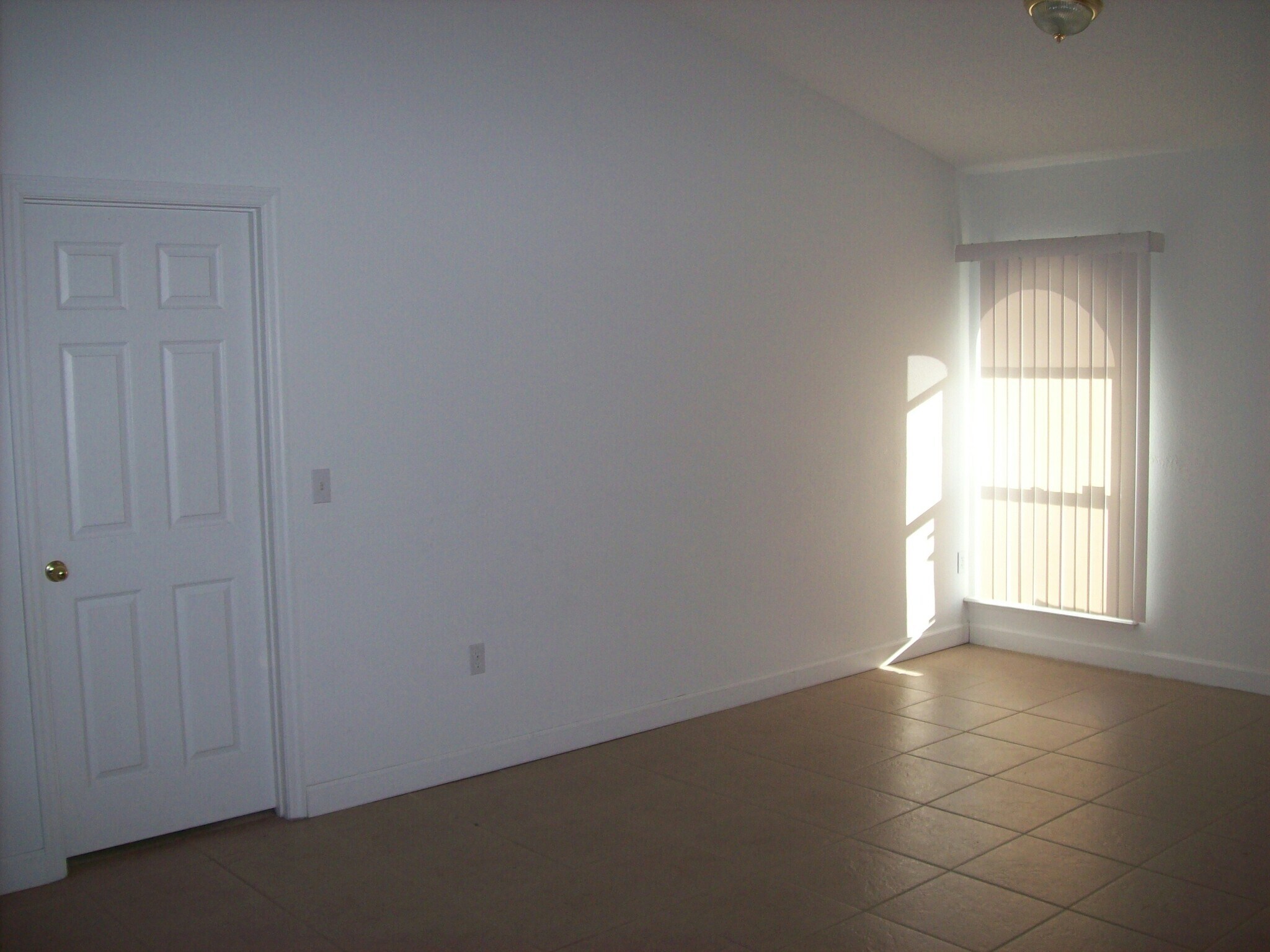 Formal dining room - 1903 Veronica Ave