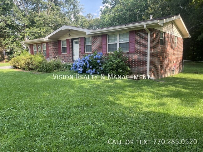Building Photo - 1012 Sapphire St
