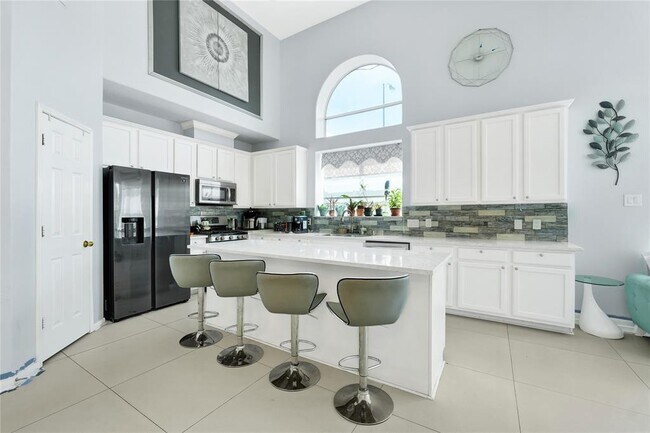 Building Photo - 23707 Hackberry Dr