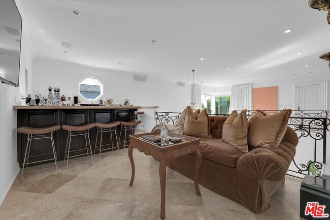 Building Photo - 1300 Summitridge Dr