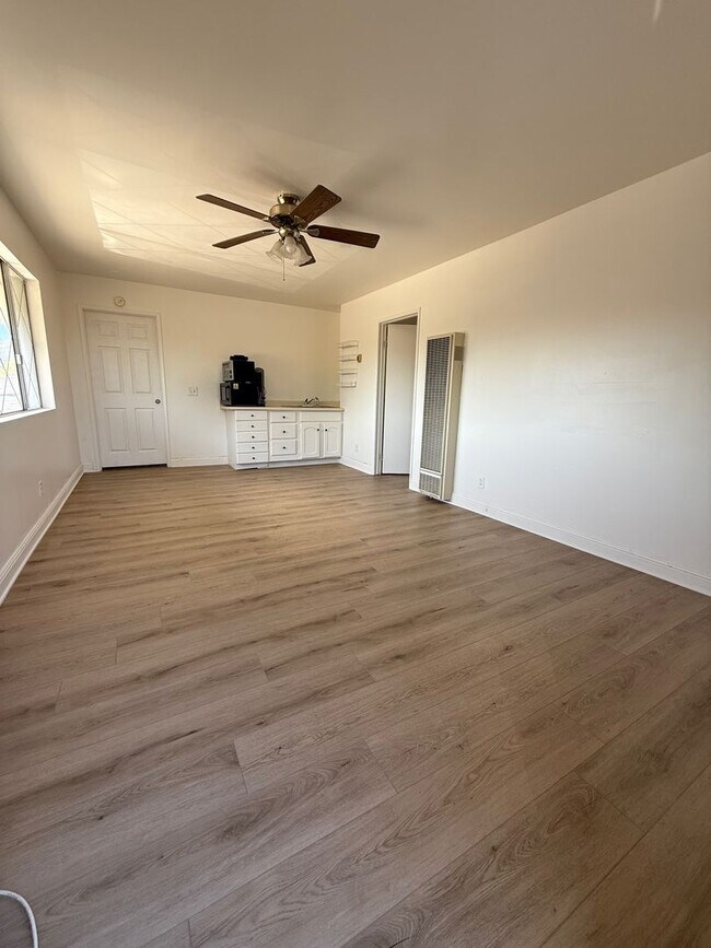 Primary Photo - Medford Street