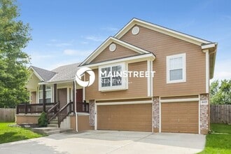 Building Photo - 4 Bedroom Pet-Friendly Home in Belton, MO ...