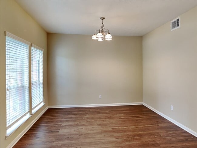 Building Photo - 4919 Chase Wick Dr