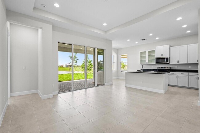 Building Photo - 14200 Lacebark