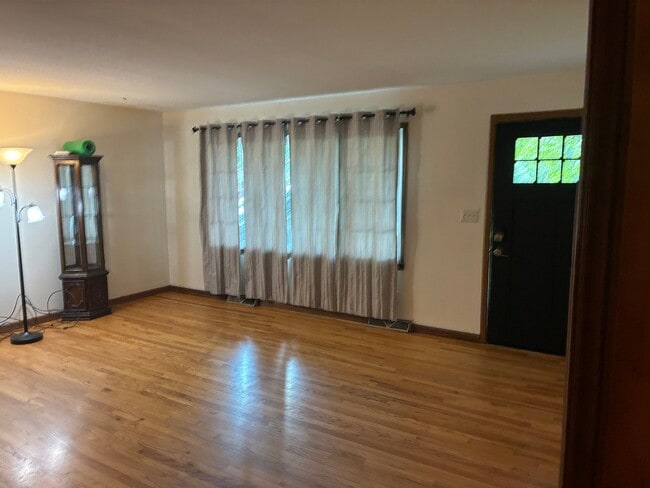 Building Photo - 15762 IN-148