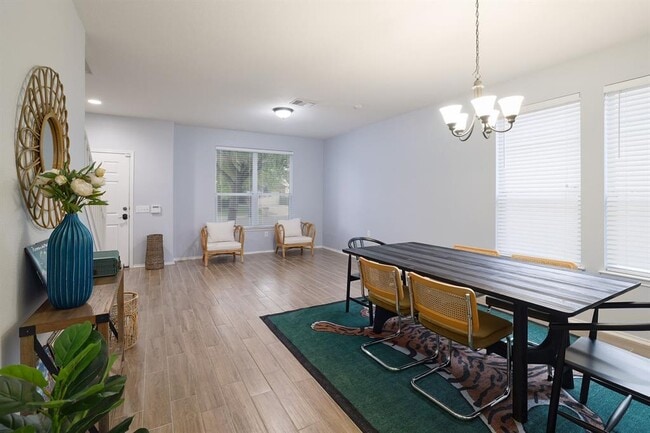 Building Photo - 8716 Panadero Dr