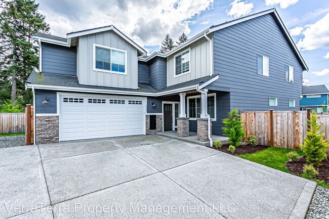 Primary Photo - 4 br, 3 bath House - 6806 165th St Ct E