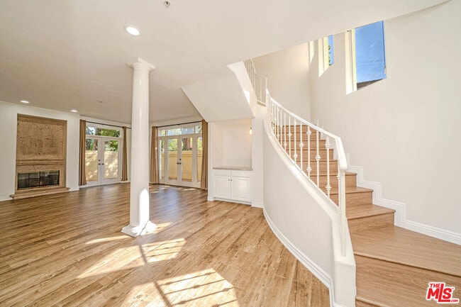 Building Photo - 2311 Schader Dr