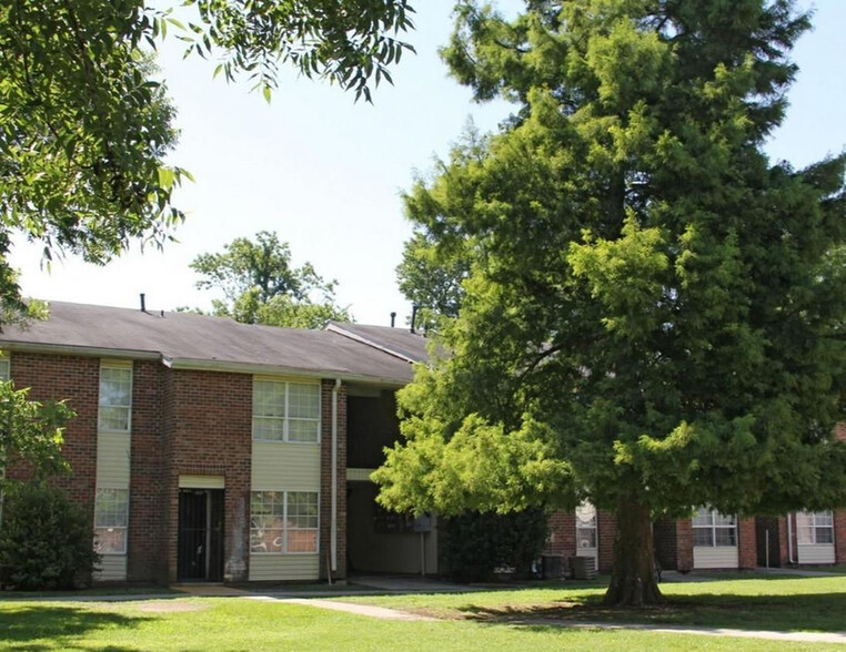 Building Photo - Audubon Village