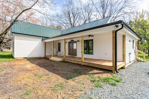 Building Photo - 3107 Orange Grove Rd