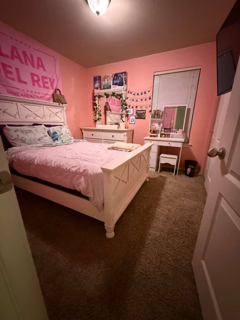 Building Photo - 14233 Escalera Dr