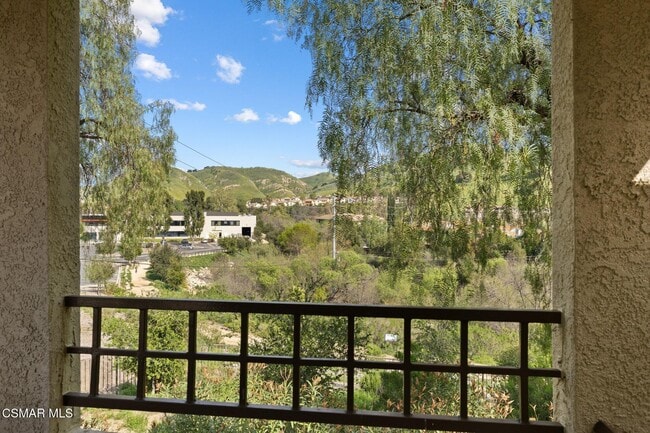 Building Photo - 4240 Lost Hills Rd