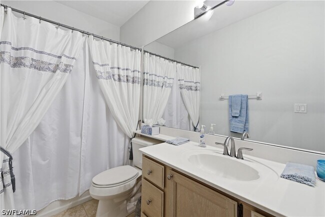 Building Photo - 27038 Oakwood Lake Dr