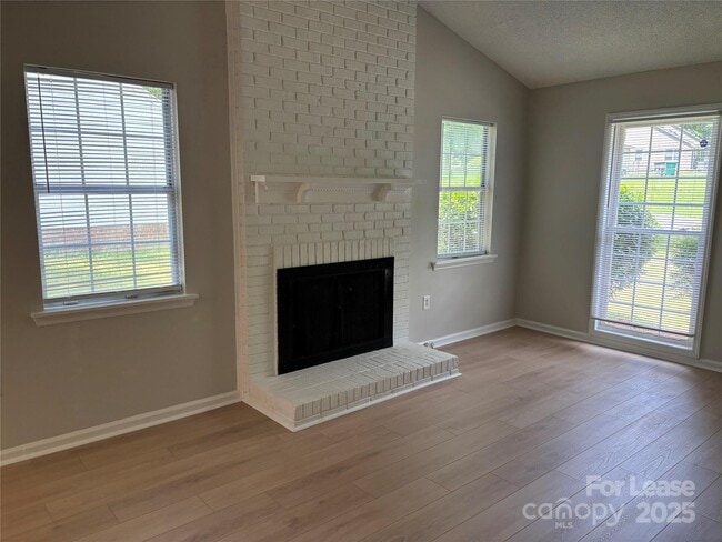 Building Photo - 3710 Burntwood Ct