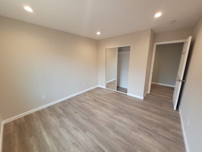 Primary Photo - 15060 Rayen St