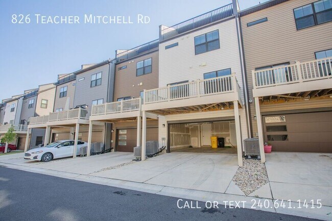 Building Photo - 826 Teacher MItchell Rd