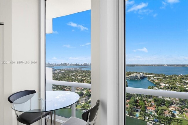 Building Photo - 4775 Collins Ave