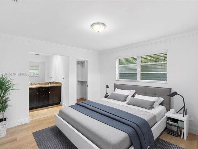 Building Photo - 911 Pizarro St