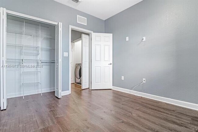 Building Photo - 11507 NW 77th St