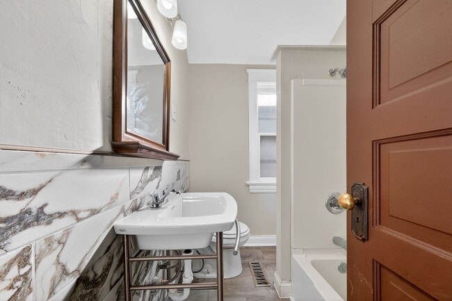 Building Photo - SECTION 8 WELCOME – 3BR Home with Covered Front Porch | $1,700