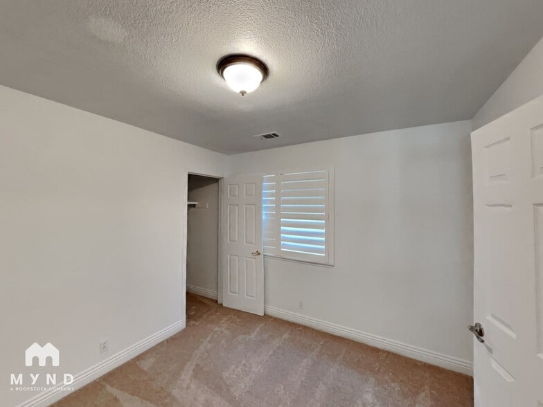 Building Photo - 1350 Coppa Ct