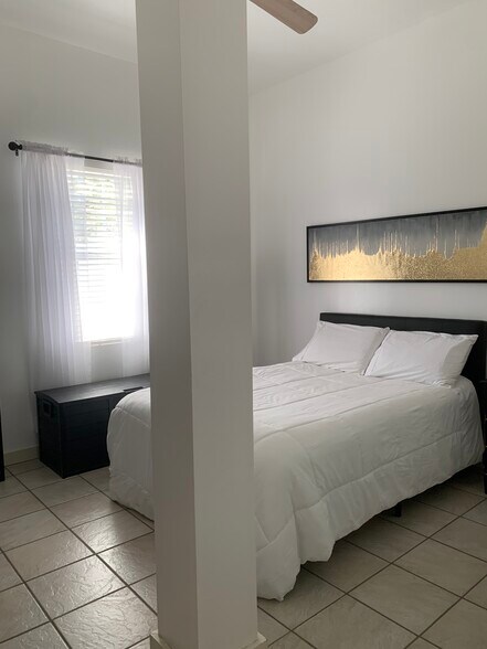 Building Photo - 89 Sunset Ave