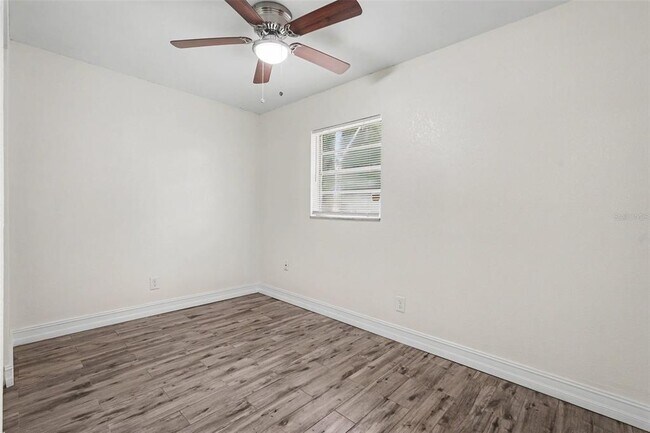 Building Photo - 5328 Lantana St