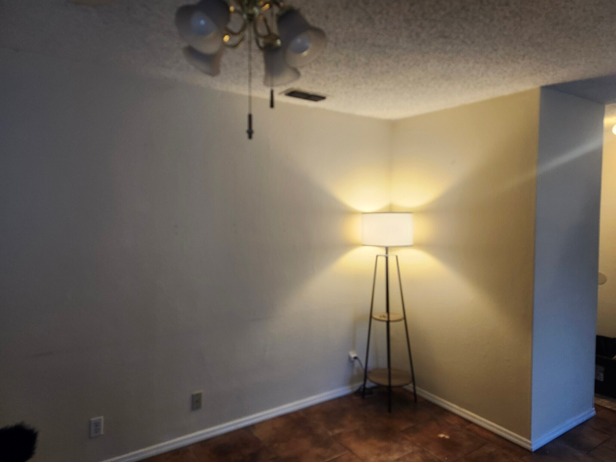 Building Photo - 4710 Edinburgh Dr