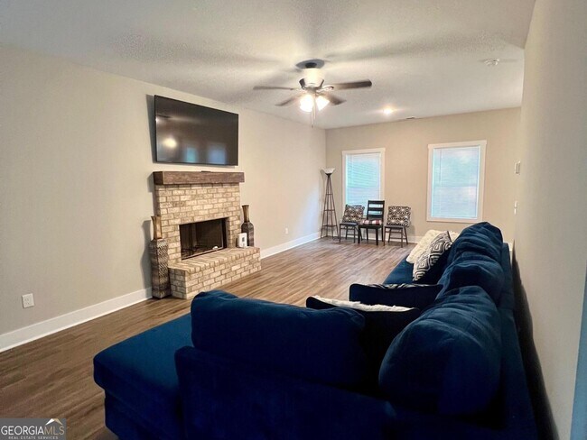 Building Photo - 144 Ducati Dr