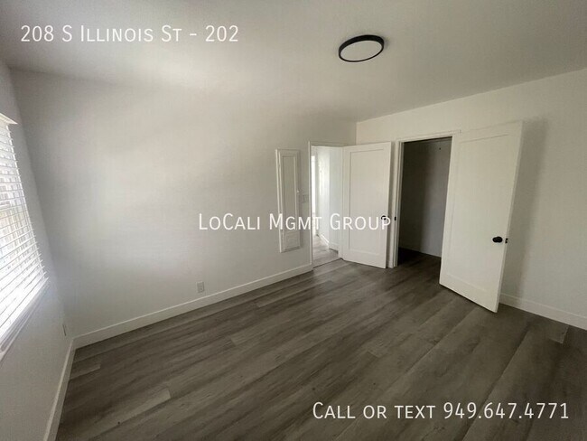 Building Photo - 208 S Illinois St