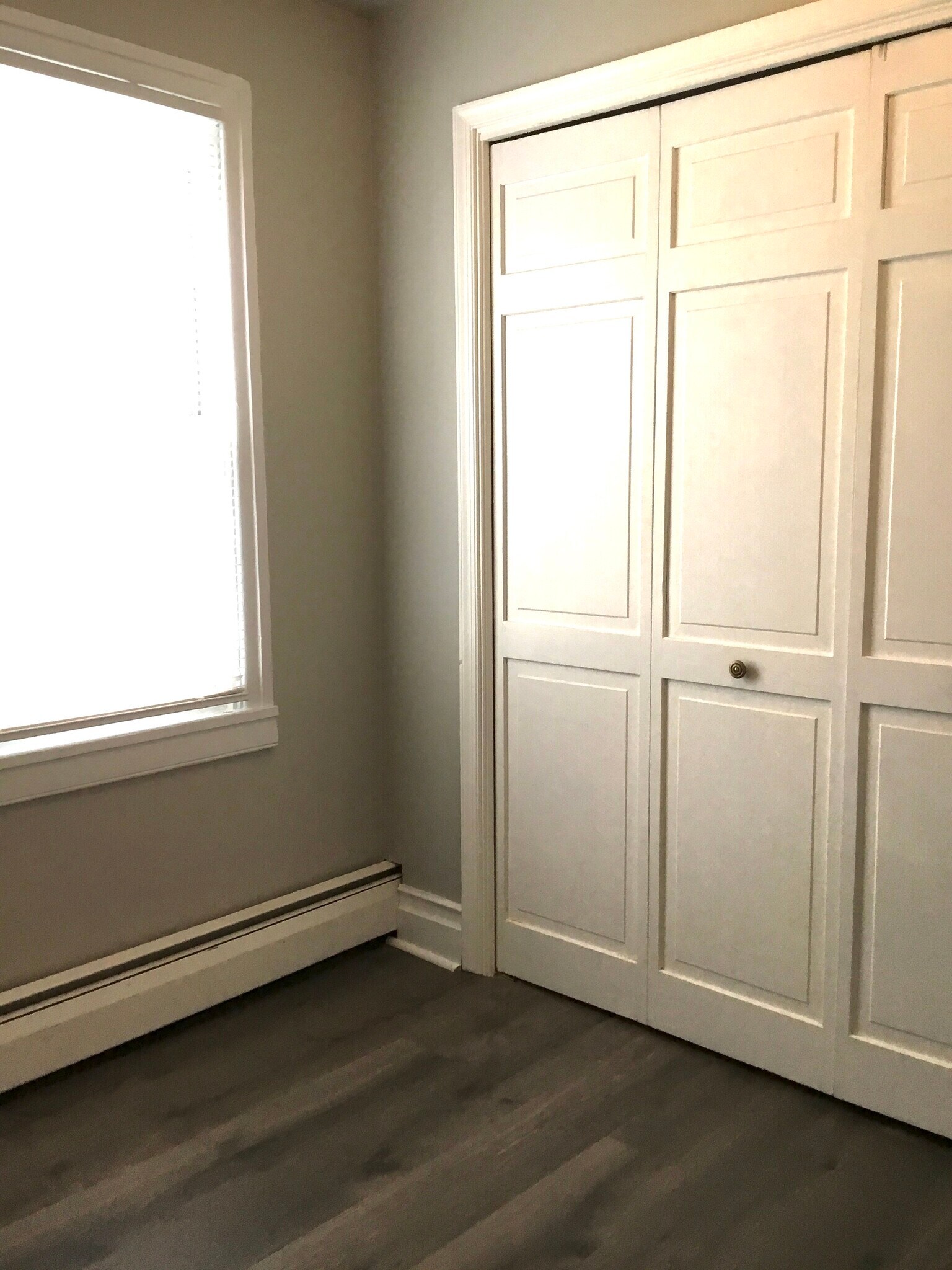 Building Photo - 6 S Ridge Rd