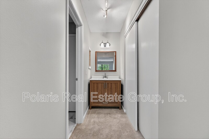 Building Photo - 1737 E 56th St