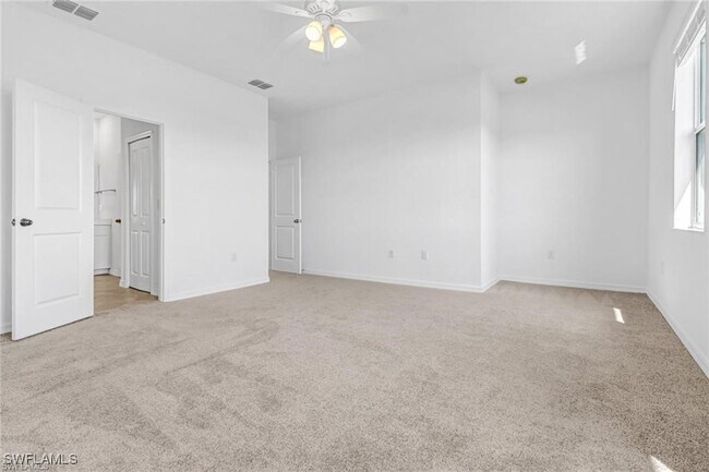 Building Photo - 2906 Blossom Wy