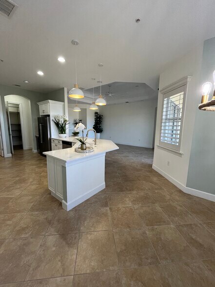 Building Photo - 7877 Clemson St