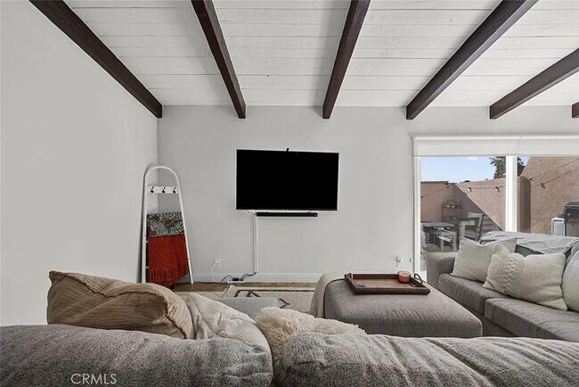 Building Photo - 7924 Woodman Ave