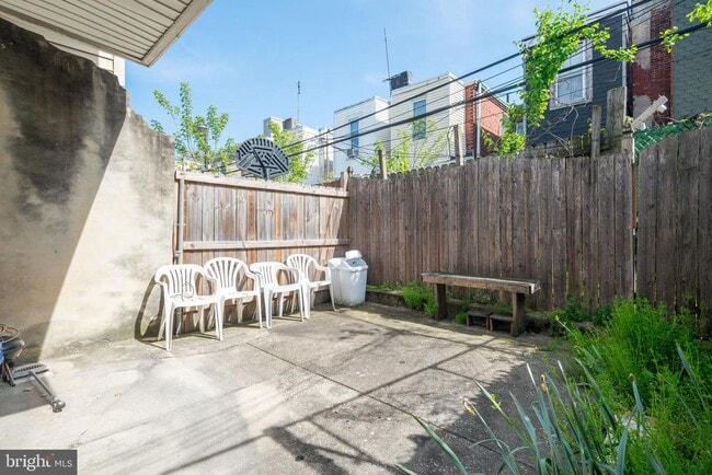 Building Photo - 3118 Haverford Ave