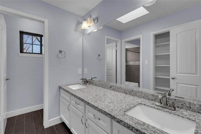 Building Photo - 19002 Walden Forest Dr