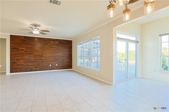 Building Photo - 306 Cobalt Cove