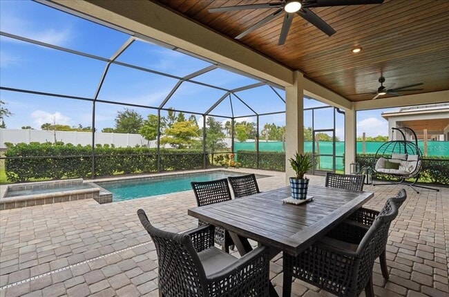 Building Photo - 15917 Tradewind Ter