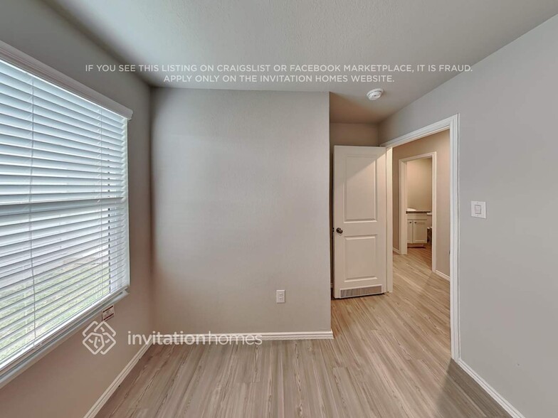 Building Photo - 7347 Cultivator Way