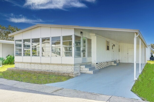 Building Photo - 29250 US-19