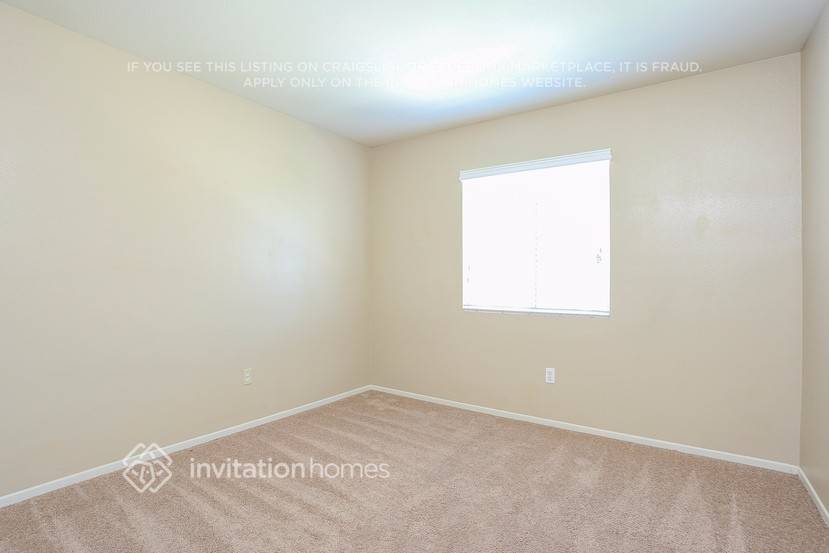 Building Photo - 1420 Sunswept Dr