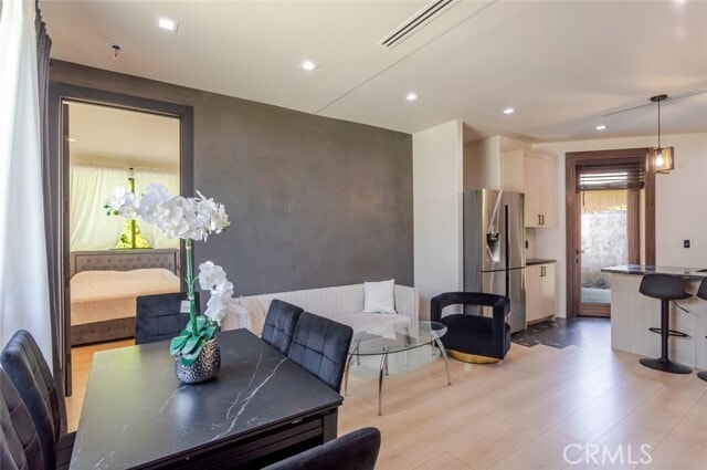 Building Photo - 8252 Morse Ave