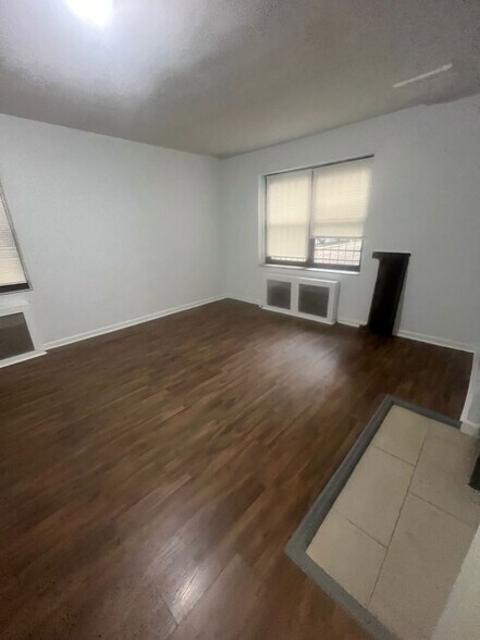 235 S Harrison St 102 - 268 S Harrison St