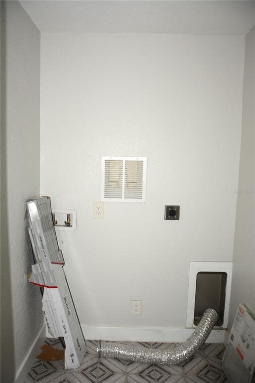 Building Photo - 670 16th Ave S