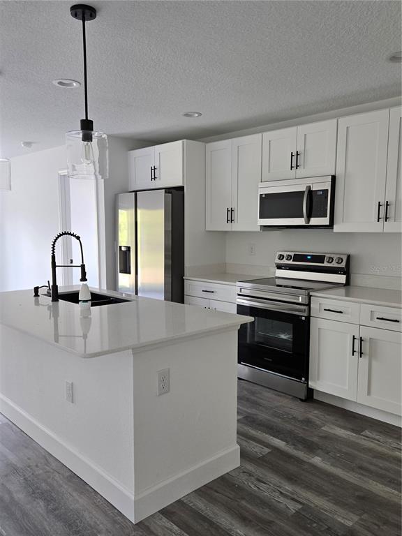 Building Photo - 20422 Dial Ave