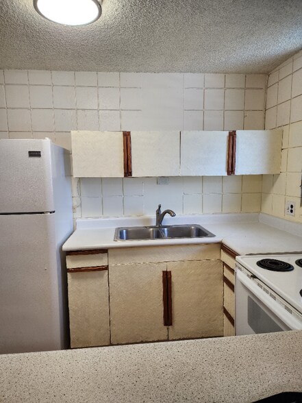 Building Photo - 1506 Kaumualii St