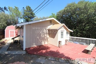 Building Photo - 2 Bed, 1 Bath House w/ AC, Storage Barn