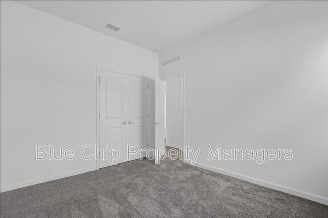 Building Photo - 2025 Shaggy Fisher Dr