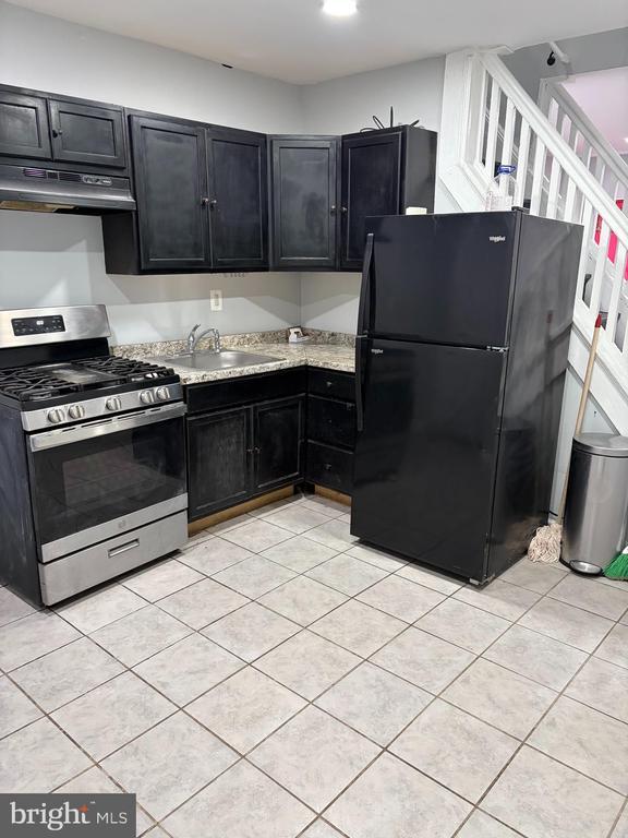 Building Photo - 75 Jersey St